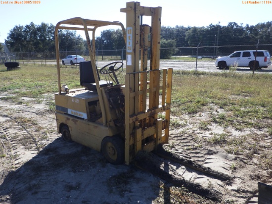 12-01184 (Equip.-Fork lift)  Seller: Florida State D.J.J. BAKER FJA030 GAS POWER