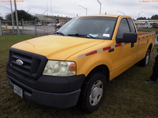 1-14120 (Trucks-Pickup 2D)  Seller: Florida State D.O.T. 2007 FORD F150