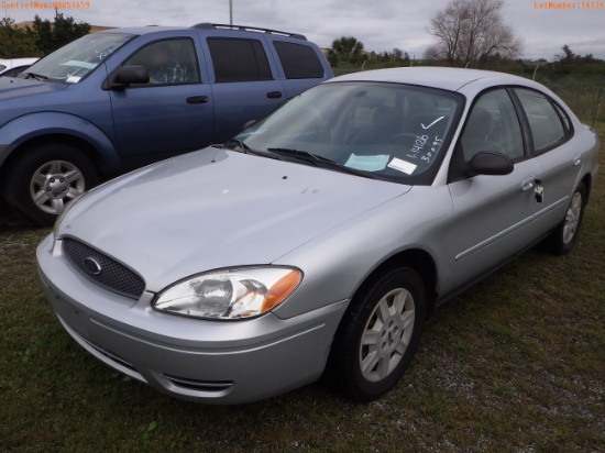 1-14126 (Cars-Sedan 4D)  Seller: Florida State D.O.T. 2007 FORD TAURUS