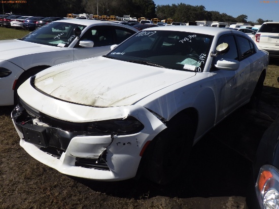 2-05142 (Cars-Sedan 4D)  Seller: Gov-Hillsborough County Sheriff-s 2015 DODG CHA