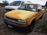 2-10116 (Trucks-Pickup 2D)  Seller: Florida State D.O.T. 2001 CHEV S10