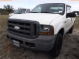 2-10115 (Trucks-Pickup 2D)  Seller: Florida State F.W.C. 2005 FORD F250