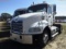 2-08111 (Trucks-Tractor)  Seller:Private/Dealer 2005 MACK VISION