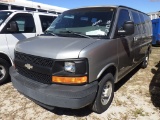 2-08236 (Cars-Van 4D)  Seller: Gov-Sarasota County Sheriff-s Dept 2004 CHEV 2500