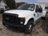 2-08240 (Trucks-Pickup 4D)  Seller: Gov-Manatee County Sheriff-s 2010 FORD F350S