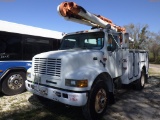 3-08210 (Trucks-Aerial lift)  Seller: Florida State D.J.J. 1996 INTL 4700