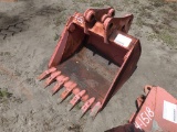 4-01520 (Equip.-Excavator)  Seller:Private/Dealer KUBOTA 17 INCH EXCAVATOR BUCKE