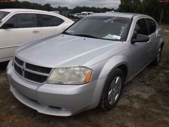 4-06225 (Cars-Sedan 4D)  Seller: Gov-Hillsborough County Sheriffs 2010 DODG AVEN