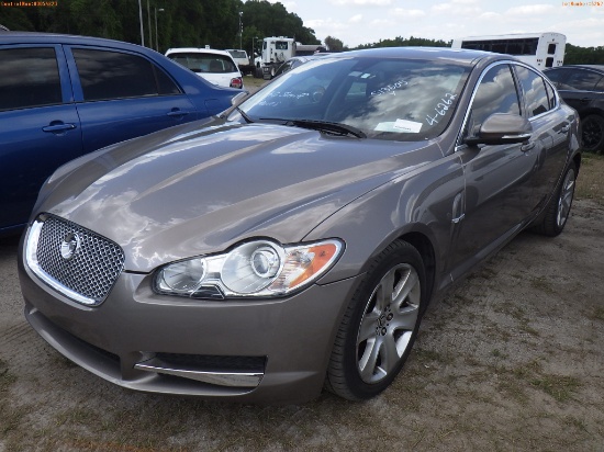 4-06262 (Cars-Sedan 4D)  Seller: Gov-Charlotte County Sheriffs 2011 JAGU XF