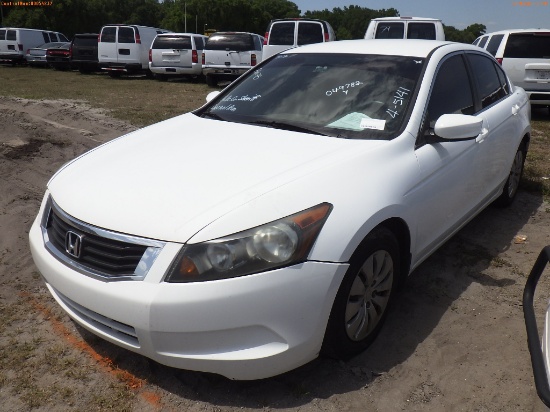 4-05141 (Cars-Sedan 4D)  Seller: Gov-Hillsborough County Sheriffs 2010 HOND ACCO