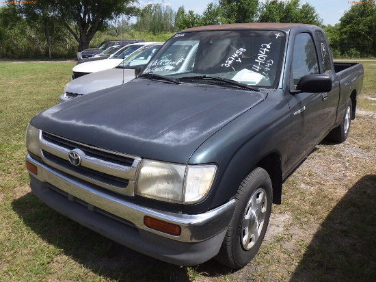 4-10142 (Trucks-Pickup 2D)  Seller: Gov-Hillsborough County Sheriffs 1997 TOYT T