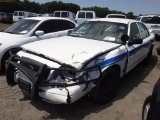 4-05140 (Cars-Sedan 4D)  Seller: Gov-City of Temple Terrace 2006 FORD CROWNVIC