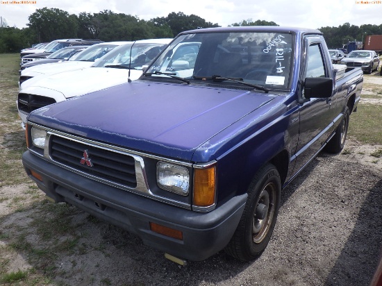 4-07128 (Trucks-Pickup 2D)  Seller:Private/Dealer 1993 MITS MIGHTYMAX