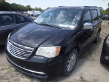 4-07225 (Cars-Van 4D)  Seller:Private/Dealer 2011 CHRY TOWN&COUN
