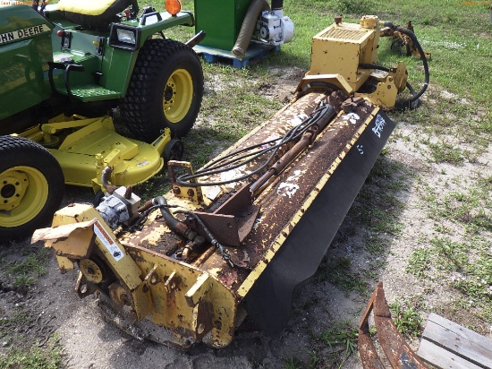 5-01132 (Equip.-Implement misc.)  Seller:Private/Dealer ALAMO 1588-R SLOPE MOWER