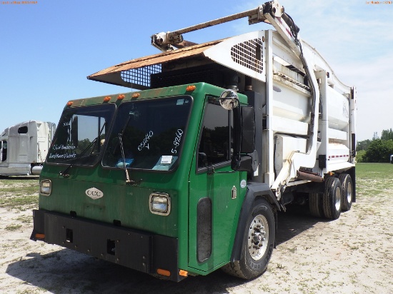 5-08260 (Trucks-Garbage)  Seller: Gov-City of Bradenton 2014 CRAE LOWENTRY