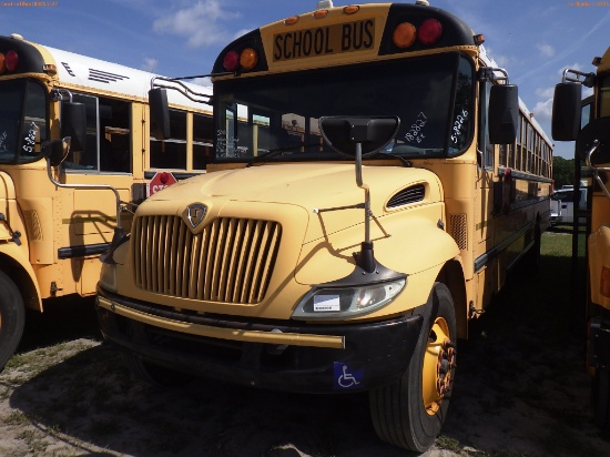 5-08226 (Trucks-Buses)  Seller: Gov-Hillsborough County School 2006 ICCO CE200
