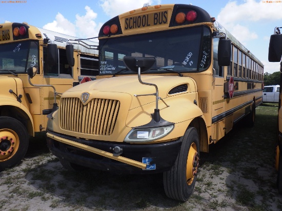 5-08228 (Trucks-Buses)  Seller: Gov-Hillsborough County School 2006 ICCO PB10500
