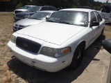 6-06155 (Cars-Sedan 4D)  Seller: Gov-Pinellas County Sheriffs Ofc 2010 FORD CROW