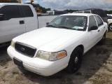 6-06253 (Cars-Sedan 4D)  Seller: Gov-Charlotte County Sheriffs 2011 FORD CROWNVI