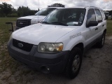 6-10115 (Cars-SUV 4D)  Seller: Gov-City of St.Petersburg 2005 FORD ESCAPE