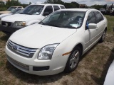 6-10119 (Cars-Sedan 4D)  Seller: Gov-Hillsborough County B.O.C.C. 2008 FORD FUSI