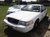 6-10131 (Cars-Sedan 4D)  Seller: Gov-Martin County Sheriffs Office 2009 FORD CRO