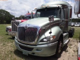 6-08121 (Trucks-Tractor)  Seller:Private/Dealer 2012 INTL PROSTAR