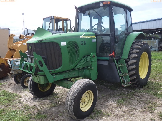 7-01128 (Equip.-Tractor)  Seller: Gov-Hillsborough Aviation Authorit JOHN DEERE