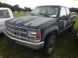 7-10233 (Trucks-Pickup 2D)  Seller: Florida State F.W.C. 2000 CHEV 2500