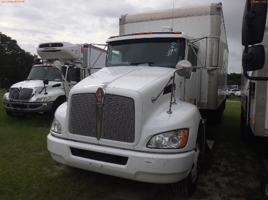 7-08125 (Trucks-Box)  Seller:Private/Dealer 2014 KW T270