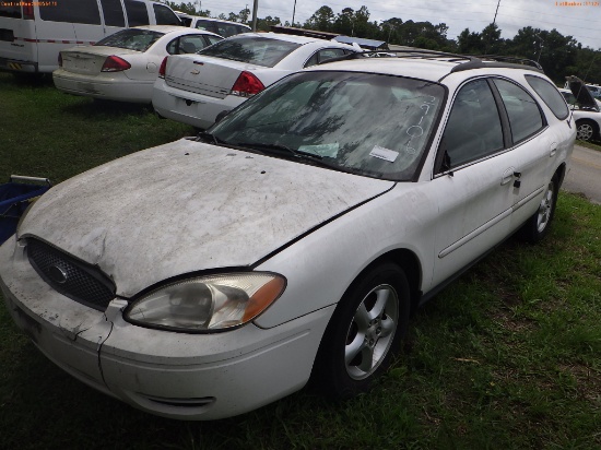 7-15127 (Cars-Wagon 4D)  Seller: Florida State D.O.T. 2005 FORD TAURUS