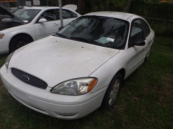 7-15125 (Cars-Sedan 4D)  Seller: Florida State D.O.T. 2006 FORD TAURUS