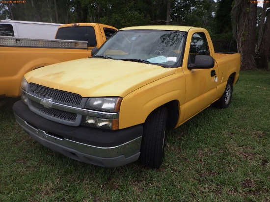 7-15111 (Trucks-Pickup 2D)  Seller: Florida State D.O.T. 2005 CHEV 1500