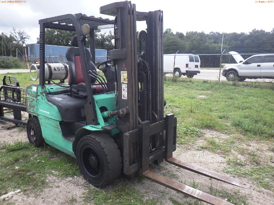 8-01214 (Equip.-Fork lift)  Seller:Private/Dealer MITSUBISHI FC30N LPG FORKLIFT