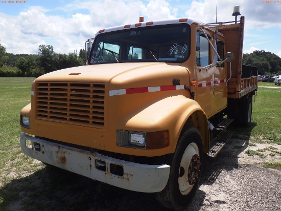 8-09123 (Trucks-Dump)  Seller: Florida State D.O.T. 1996 INTL 4700