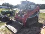 10-01176 (Equip.-Loader skid steer)  Seller:Private/Dealer TAKEUCHI TL10V2 RUBBE