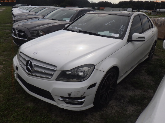 10-06111 (Cars-Sedan 4D)  Seller: Gov-Hillsborough County Sheriffs 2013 MERZ C25