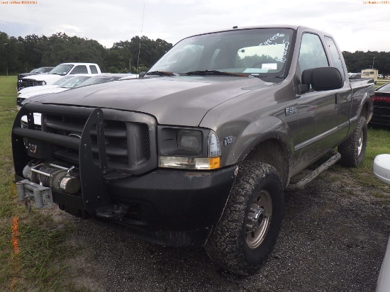 10-06125 (Trucks-Pickup 2D)  Seller: Gov-Hillsborough County Sheriffs 2004 FORD