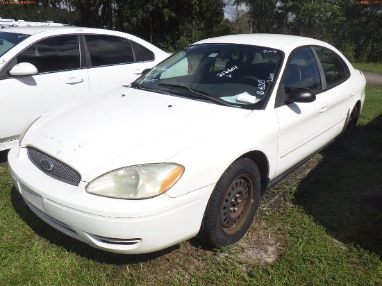 10-06213 (Cars-Sedan 4D)  Seller: Florida State M.S. 2006 FORD TAURUS