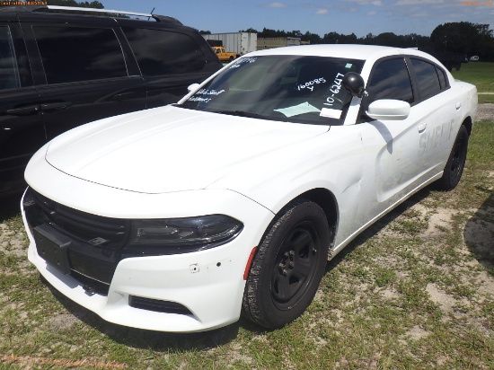 10-06247 (Cars-Sedan 4D)  Seller: Gov-Hillsborough County Sheriffs 2016 DODG CHA