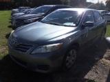 10-06153 (Cars-Sedan 4D)  Seller: Gov-Hillsborough County Sheriffs 2010 TOYT CAM