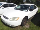 10-06213 (Cars-Sedan 4D)  Seller: Florida State M.S. 2006 FORD TAURUS