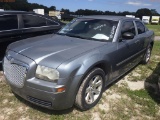10-06240 (Cars-Sedan 4D)  Seller: Gov-Hillsborough County Sheriffs 2006 CHRY 300