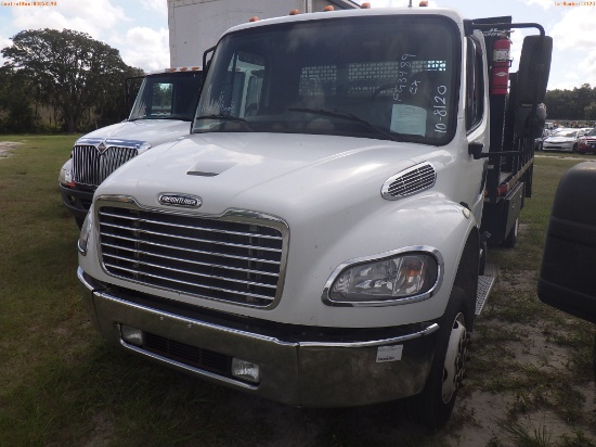 10-08120 (Trucks-Flatbed)  Seller:Private/Dealer 2013 FRHT M2106