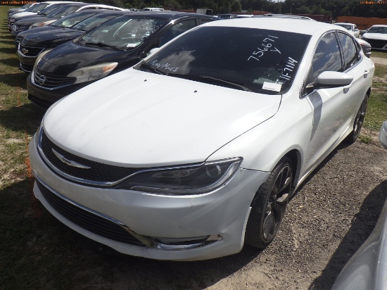 11-07114 (Cars-Sedan 4D)  Seller:Private/Dealer 2015 CHRY 200