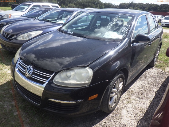11-07123 (Cars-Sedan 4D)  Seller:Private/Dealer 2006 VOLK JETTA