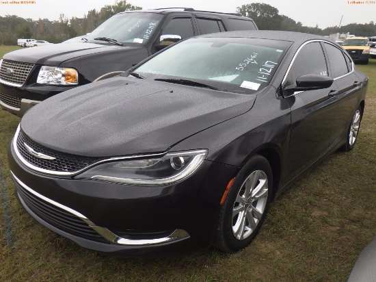 11-12117 (Cars-Sedan 4D)  Seller:Private/Dealer 2015 CHRY 200