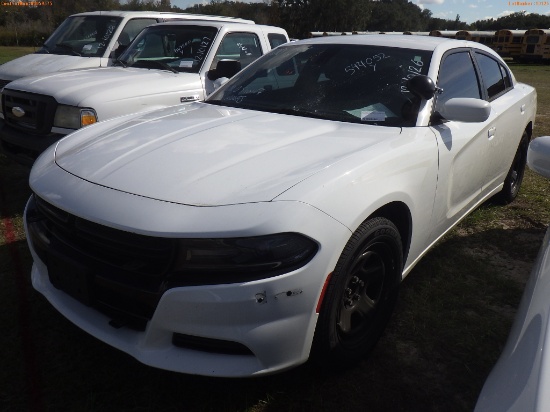 12-10126 (Cars-Sedan 4D)  Seller: Gov-Hillsborough County Sheriffs 2017 DODG CHA