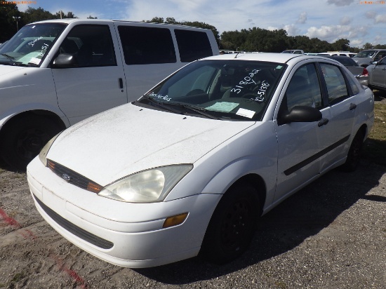 12-05138 (Cars-Sedan 4D)  Seller: Florida State C&F-D.C.F. 2000 FORD FOCUS